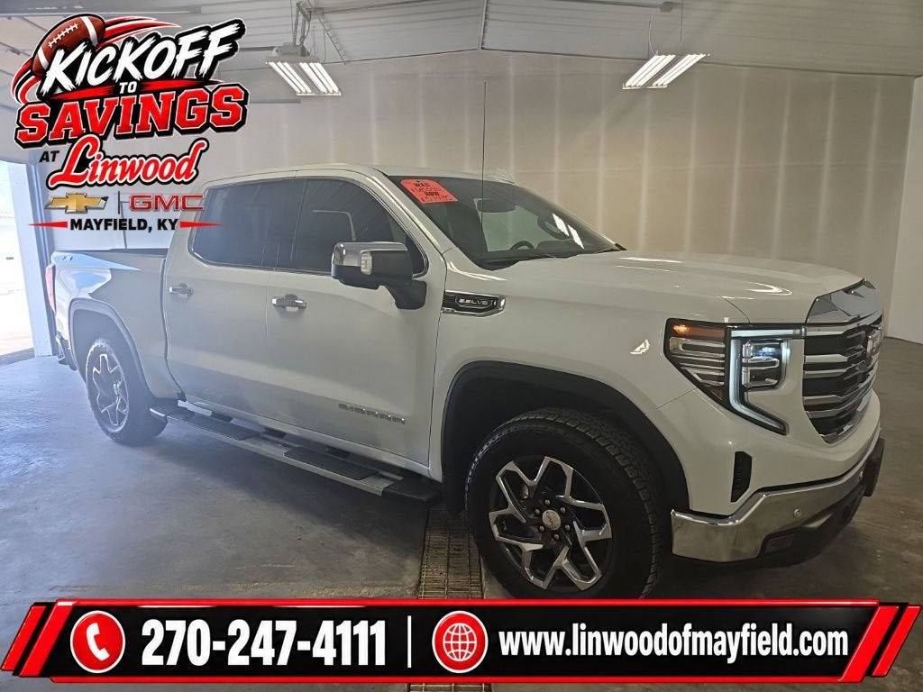 2026 GMC Sierra 1500 SLT in Glacier White Tricoat — front three-quarter view
